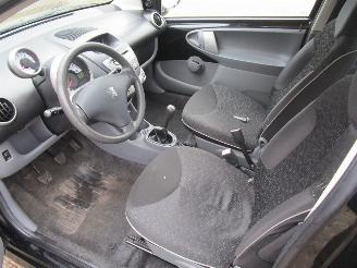 Peugeot 107 Airco Radio/CD picture 12