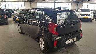 Kia Picanto 1.0 12V BENZ 5 DRS 67 PK.... picture 6