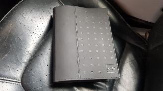 Volkswagen Beetle 1.6 CABRIO  BENZ 1.595CC 75KW 102PK picture 12