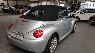 Volkswagen Beetle 1.6 CABRIO  BENZ 1.595CC 75KW 102PK picture 4