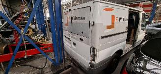 Ford Transit Transit 300 S 2.2 TDCI picture 3