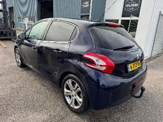 Peugeot 208 1.2 PureTech Allure BJ  2010 142.305 KM picture 3