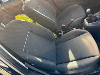 Ford Fiesta 1.0 Champion BJ 2013 57.764 KM picture 8