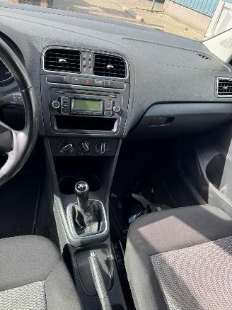 Volkswagen Polo 1.2 TDI BlueMotion Trendline BJ 2011 322.966 KM picture 9