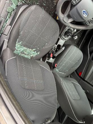 Ford Fiesta 1.1 Trend picture 12