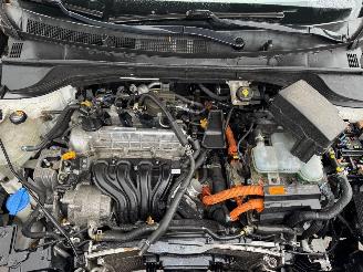 Kia Niro 1.6 GDi Hybrid First Edition picture 7