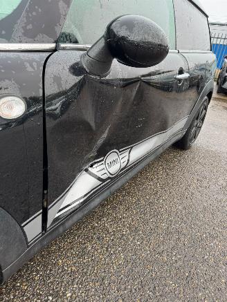 Mini Mini Clubman 1.6 Cooper D Chili picture 3