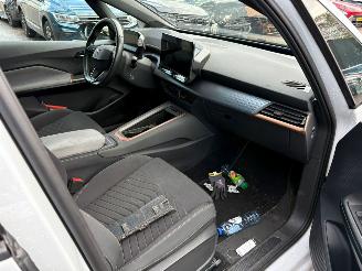 Cupra Born Essential AUTOMAAT  62 kWh BJ 2022 138.186 KM picture 14