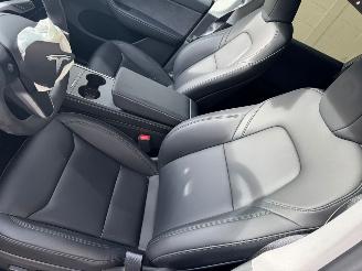 Tesla Model Y Long Range RWD 75 kWh BJ 2024 picture 14