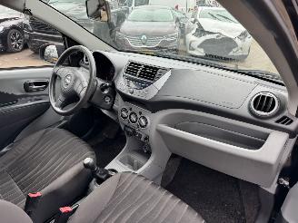 Nissan Pixo 1.0 Look BJ 2010 138.301 KM picture 13