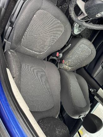 Hyundai I-20 1.2i i-Motion picture 14