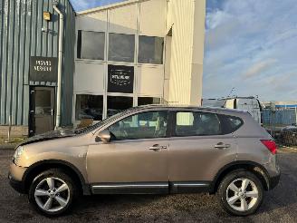 Nissan Qashqai 2.0 Tekna Premium 4WD AUTOMAAT picture 2