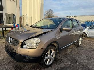 krockskadad bil auto Nissan Qashqai 2.0 Tekna Premium 4WD AUTOMAAT 2008/5