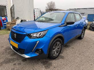 Unfallwagen Peugeot e-2008 EV Active Pack 50 kWh 2022/6