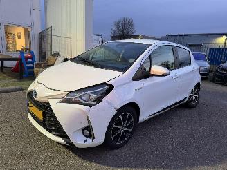 Vaurioauto  passenger cars Toyota Yaris 1.5 Hybrid Design Sport AUTOMAAT 2018/3
