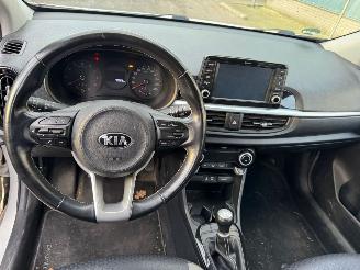 Kia Picanto 1.0 CVVT Design Edition picture 12