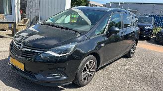 Damaged car Opel Zafira 1.6 CDTI BJ 2018 ! 2018/9