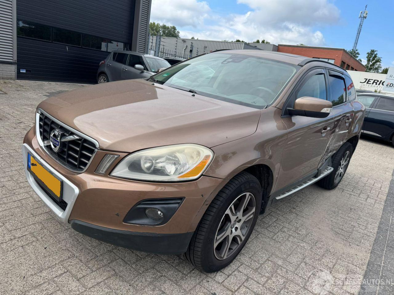 Volvo Xc-60 2.4 D5  AUTOMAAT AWD