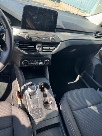 Ford Focus Wagon 1.5 DIESEL AUTOMAAT  EcoBlue Titanium Business picture 10