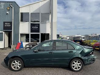 Auto incidentate Mercedes C-klasse 180 Elegance 2001/1