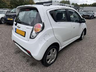 Schadeauto Chevrolet Spark 1.2 16V LT 2011/6