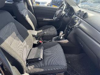Suzuki Vitara 1.4  AUT HYBR Boosterjet Select Smart Hybrid picture 14