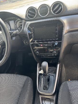 Suzuki Vitara 1.4  AUT HYBR Boosterjet Select Smart Hybrid picture 15