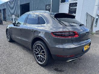 Porsche Macan 2.0 automaat bj 17 picture 3
