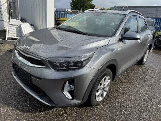 Schadeauto Kia Stonic 1.0 T.GDi MHEV DynamicLine 2024/10