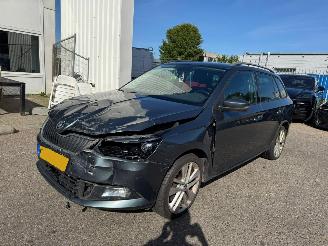 Schadeauto Skoda Fabia 1.2 TSI AUTOMAAT First Edition Style 2015/4