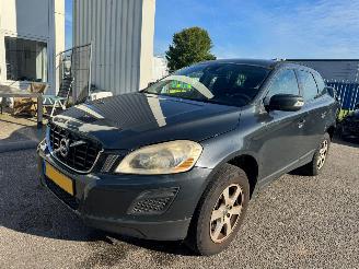 Unfallwagen Volvo Xc-60 2.0 D3 Kinetic 2012/1
