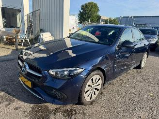 damaged passenger cars Mercedes C-klasse 180 AUTOMAAT Business Line 2022/4