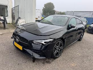 damaged passenger cars Mercedes Cla-klasse Shooting Brake 250 AUTOMAAT e Star Edition AMG Line 2024/8