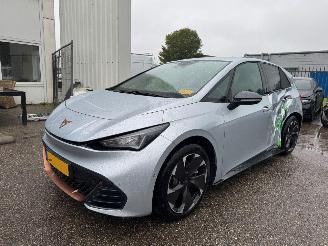 Coche accidentado Cupra Born Business Limited 63 kWh 170 PK 2025/9
