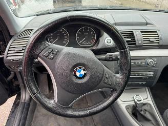 BMW 1-serie 116i Introduction picture 10