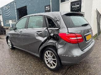 Mercedes B-klasse 180 AUTOMAAT Ambition picture 3