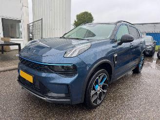 krockskadad bil auto Lynk & Co 01 1.5 2021/4