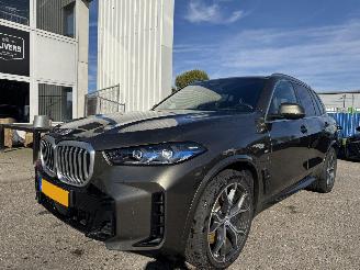 skadebil auto BMW X5 Xdrive50e Launch Edition 2023/9