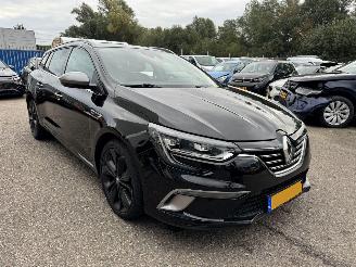 Damaged car Renault Mégane Estate 1.2 série signature Exclusive AUTOMAAT 2018/3