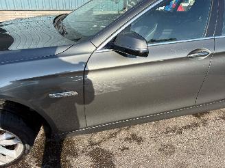 BMW 5-serie 535i  AUTOMAAT High Executive picture 4
