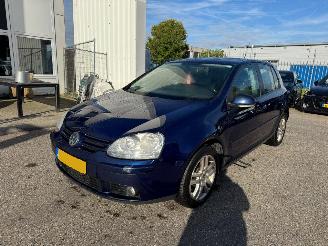 damaged passenger cars Volkswagen Golf 1.6 AUTOMAAT  Trendline Business 2006/5