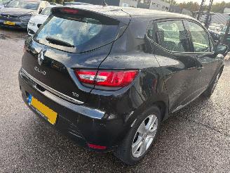 Renault Clio 0.9 TCe Expression picture 5