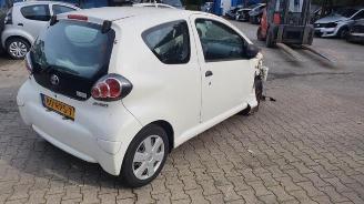 Toyota Aygo Aygo (B10), Hatchback, 2005 / 2014 1.0 12V VVT-i picture 3