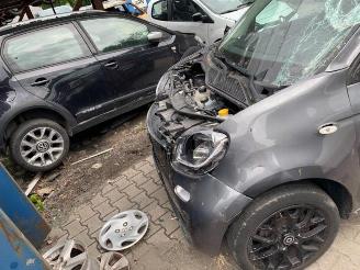 Vrakbiler auto Smart Forfour Forfour (453), Hatchback 5-drs, 2014 1.0 12V 2017/3