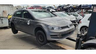 Vrakbiler auto Volkswagen Golf Golf VII (AUA), Hatchback, 2012 / 2021 1.2 TSI 16V 2013/7