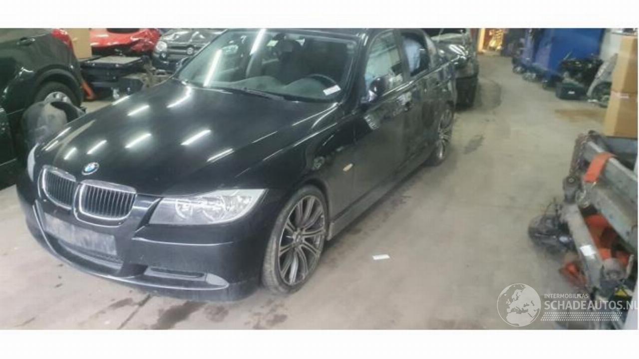 BMW 3-serie 3 serie (E90), Sedan, 2005 / 2011 318i 16V