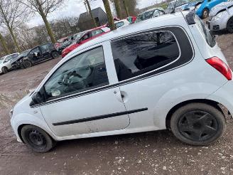 Renault Twingo Twingo II (CN), Hatchback 3-drs, 2007 / 2014 1.5 dCi 90 FAP picture 4