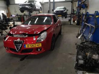 Uttjänta bilar auto Alfa Romeo Giulietta Giulietta (940), Hatchback, 2010 / 2020 1.4 TB 16V MultiAir 2013/10