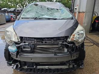 Démontage voiture Toyota Verso S Verso S, MPV, 2010 / 2016 1.33 16V Dual VVT-I 2011/11