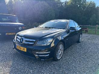 Mercedes C-klasse C180 DEFECTE MOTOR picture 2